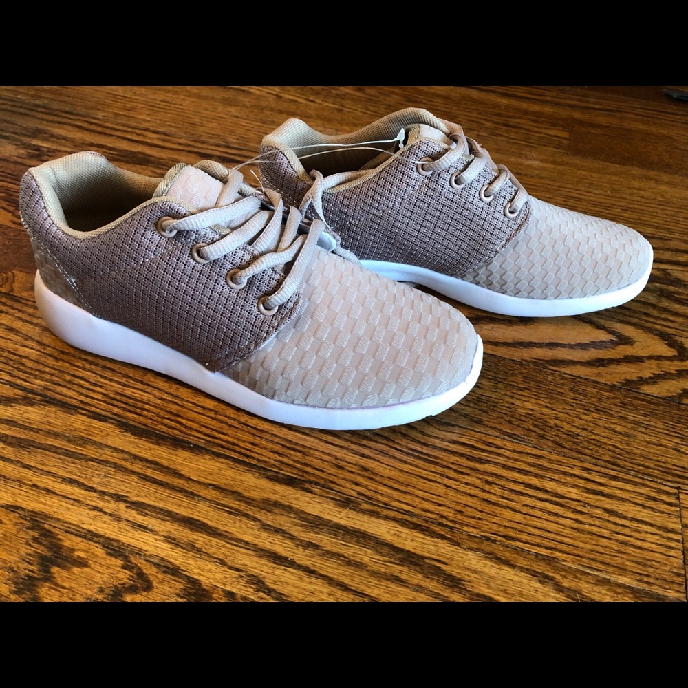 Boohoo sneakers